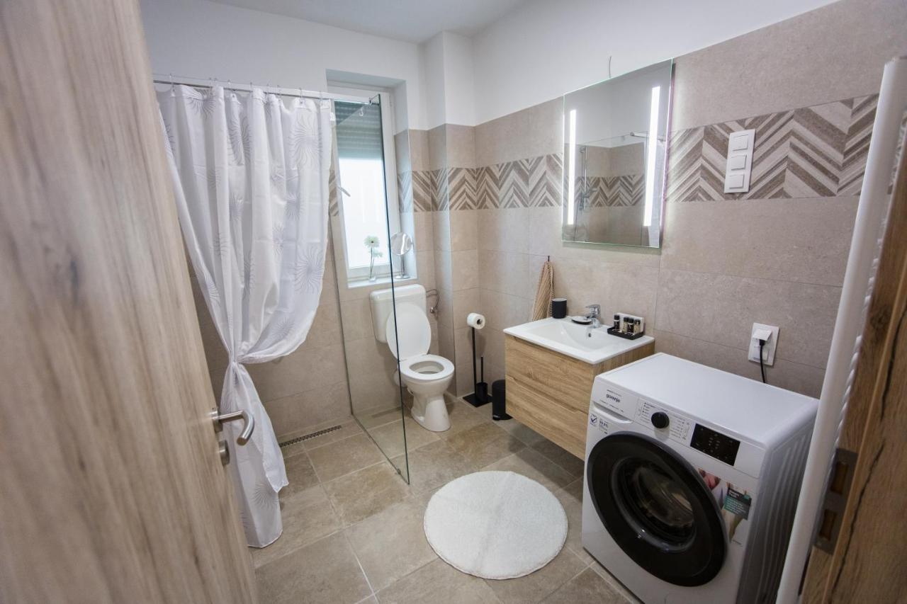 Forest Luxory Ii. Apartman Sárvár Екстериор снимка